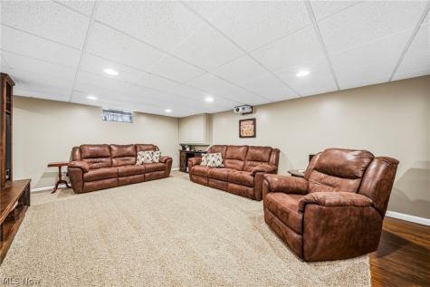 16156 Thompson Road Thompson OH 44086