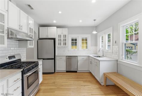 3078 Edgehill Road Cleveland Heights OH 44118