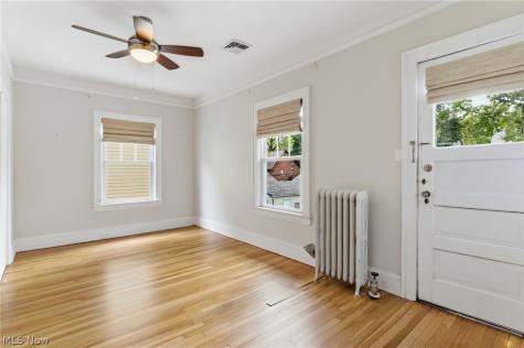 3078 Edgehill Road Cleveland Heights OH 44118