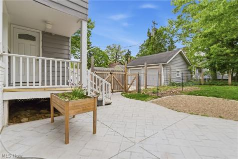3078 Edgehill Road Cleveland Heights OH 44118