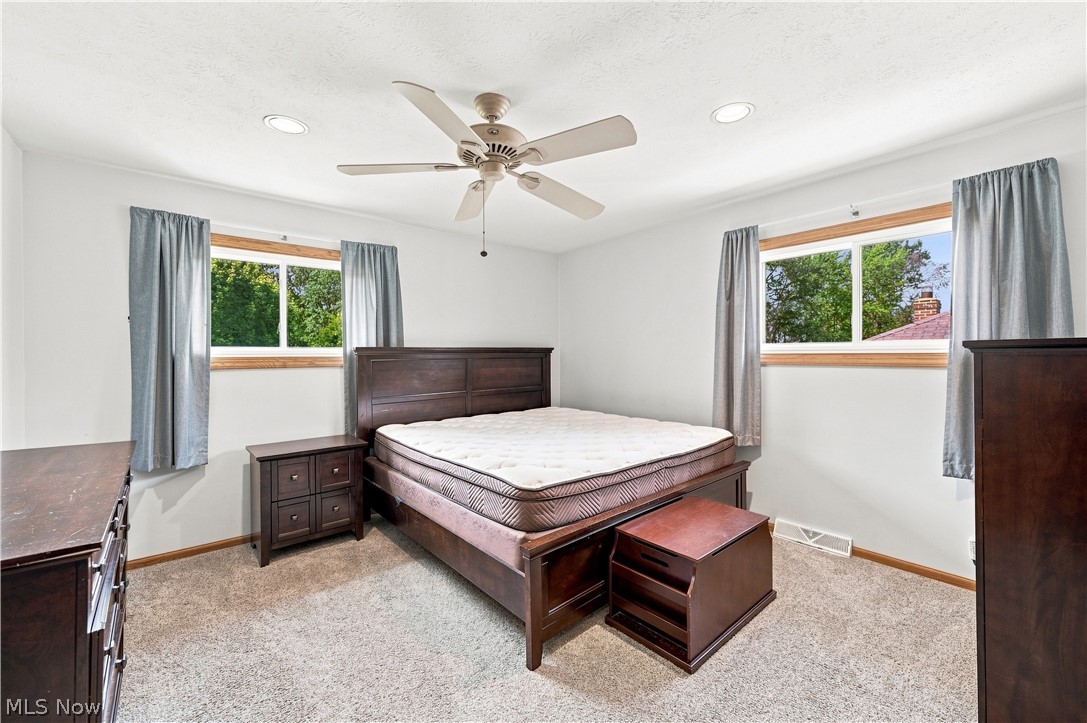 1924 Lincoln Road Wickliffe OH 44092