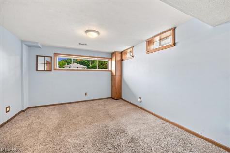 1924 Lincoln Road Wickliffe OH 44092