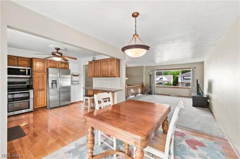 1924 Lincoln Road Wickliffe OH 44092