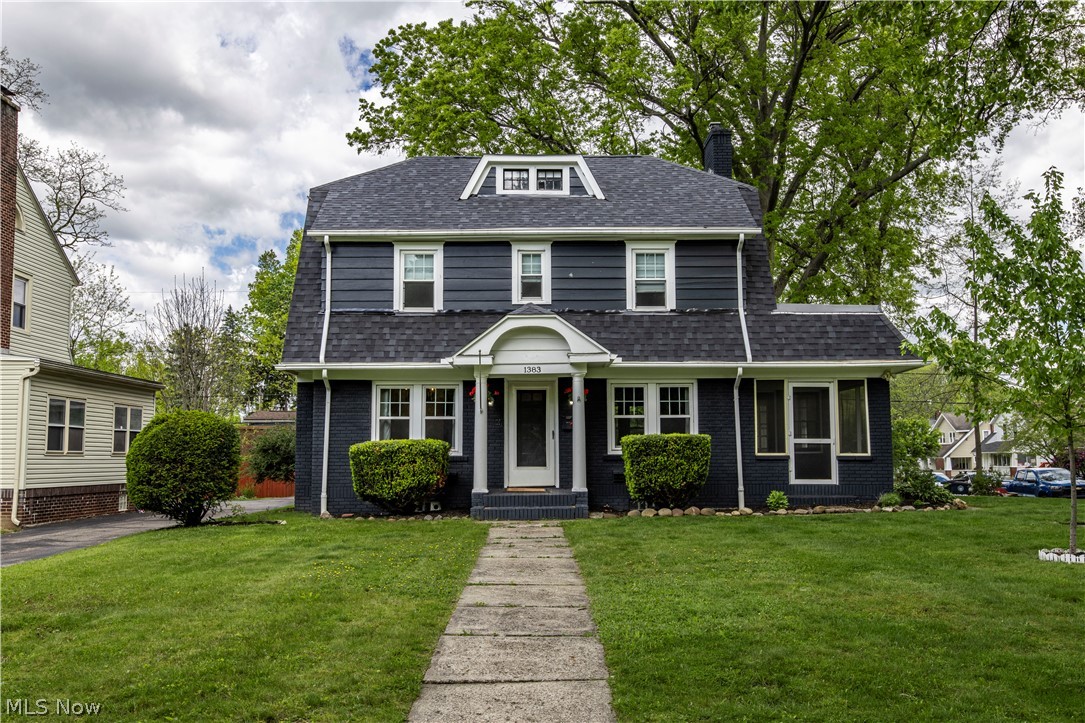 1383 Delia Avenue Akron OH 44320