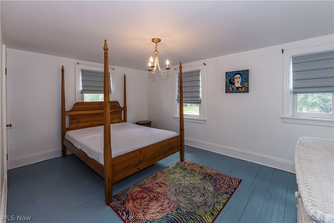 1383 Delia Avenue Akron OH 44320