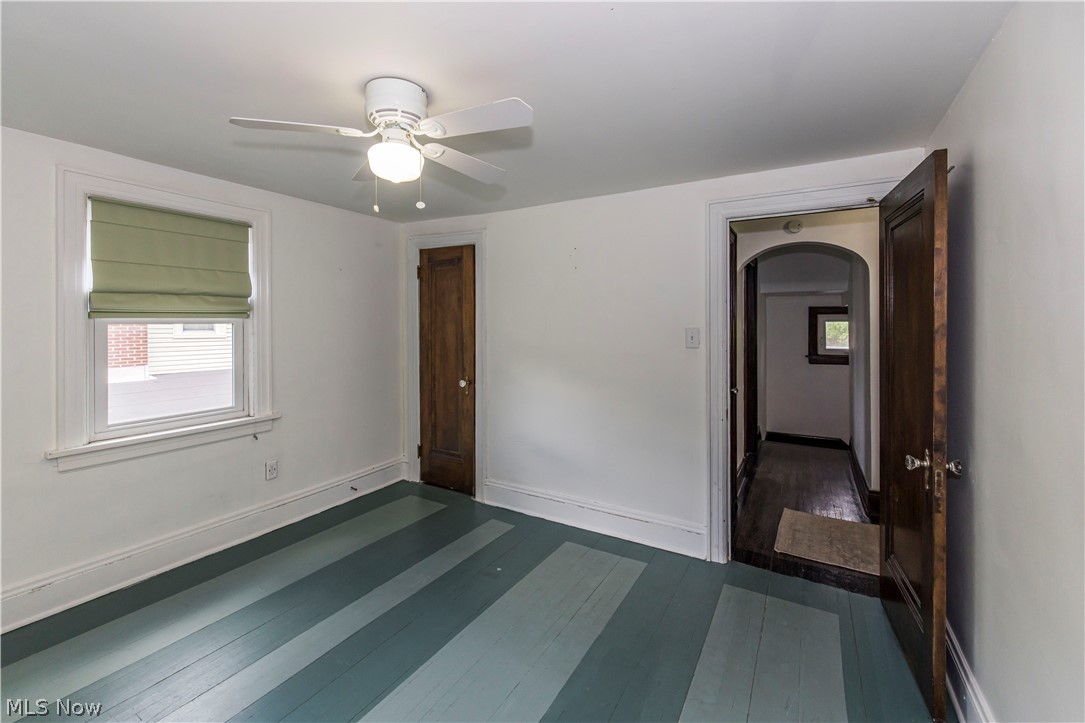 1383 Delia Avenue Akron OH 44320