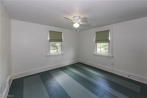 1383 Delia Avenue Akron OH 44320