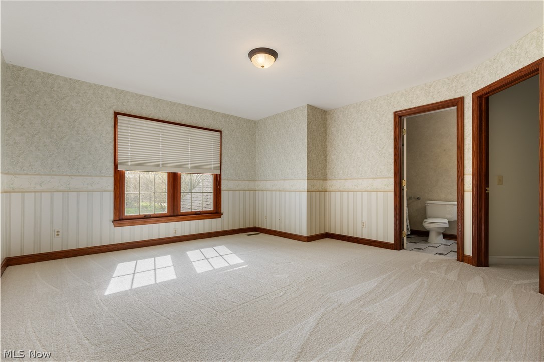 1561 Pilgrims Knob SE Canton OH 44709