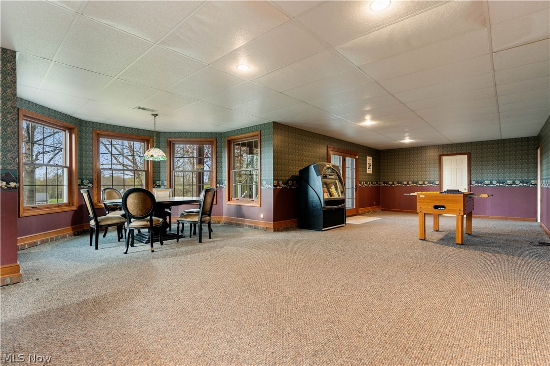 1561 Pilgrims Knob SE Canton OH 44709