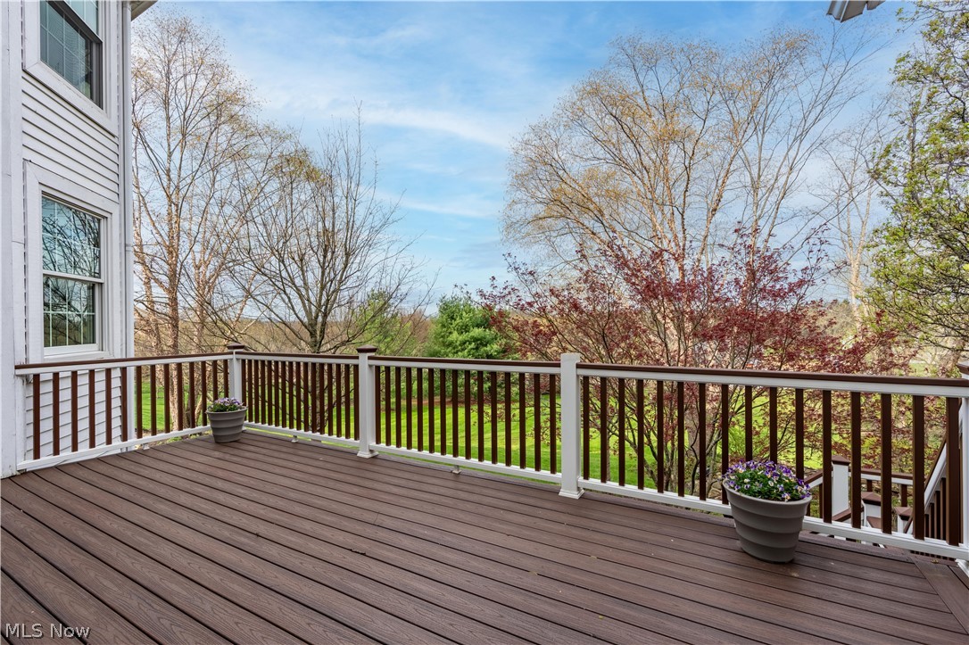 1561 Pilgrims Knob SE Canton OH 44709