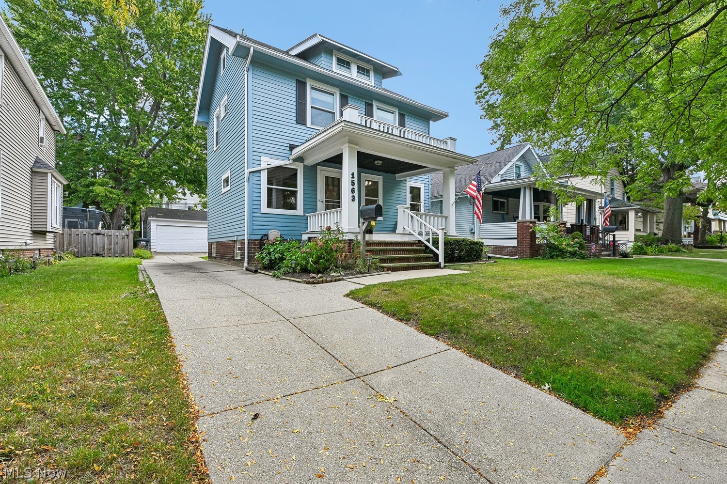 1563 Larchmont Avenue Lakewood OH 44107