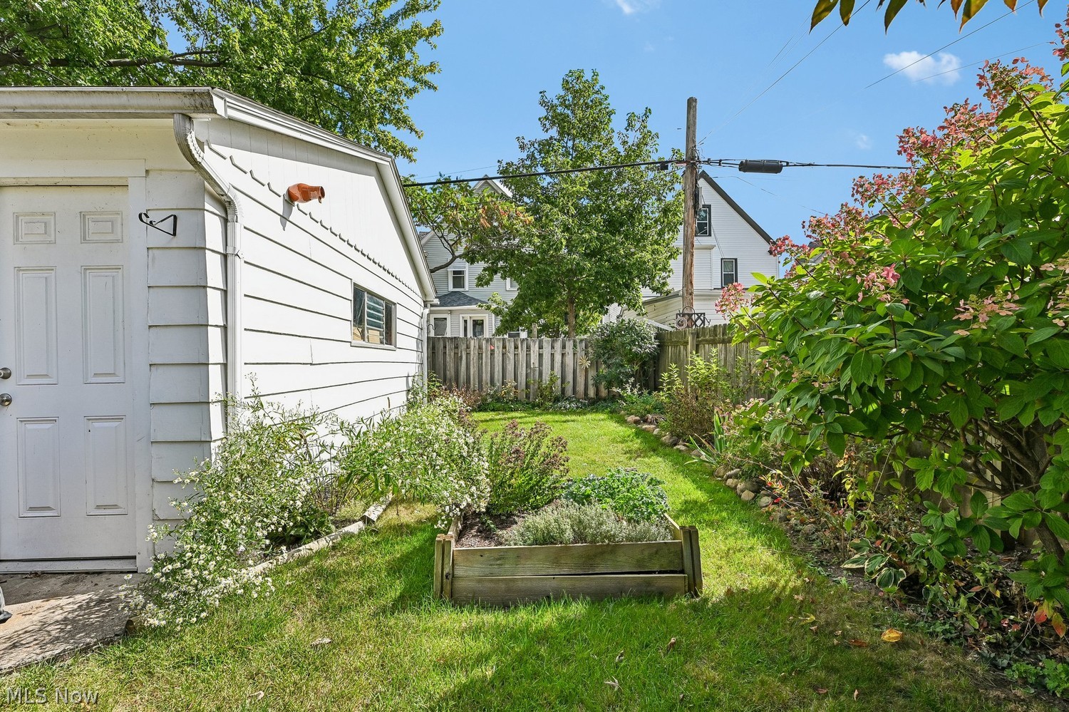 1563 Larchmont Avenue Lakewood OH 44107