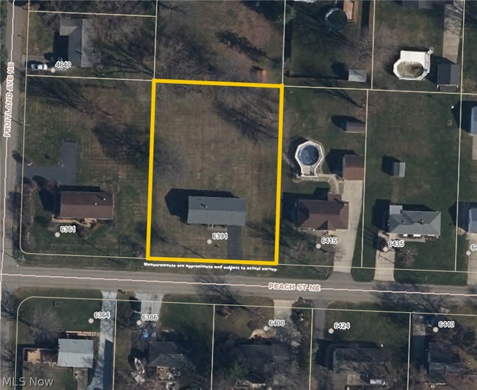 6391 Peach Street NE Louisville OH 44641