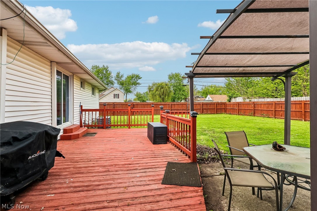 805 Roberts Street Sheffield Lake OH 44054