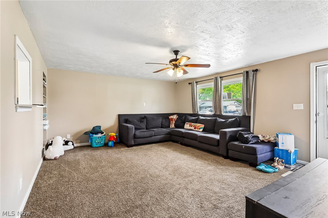 805 Roberts Street Sheffield Lake OH 44054