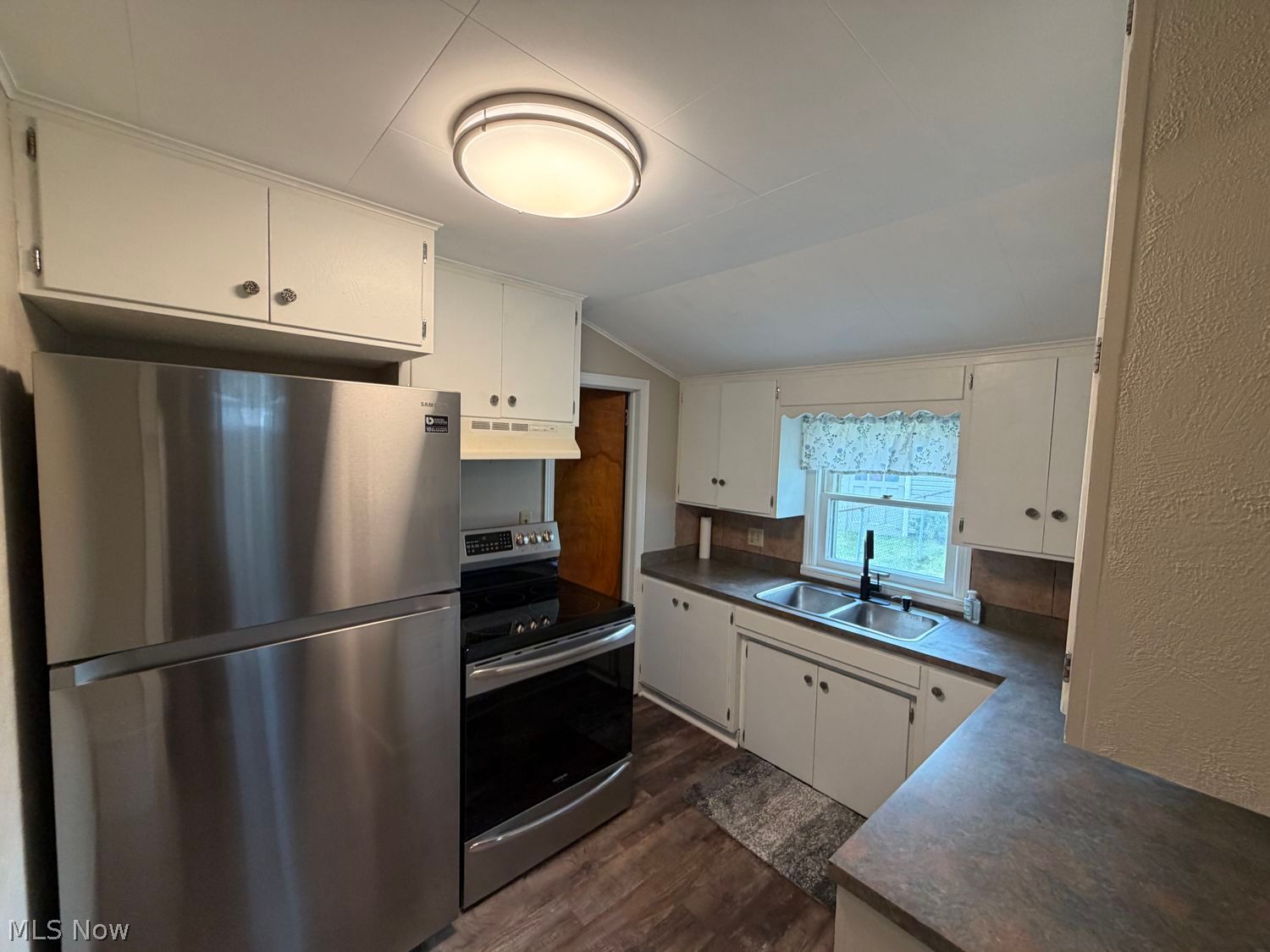 614 11th Street NW New Philadelphia OH 44663