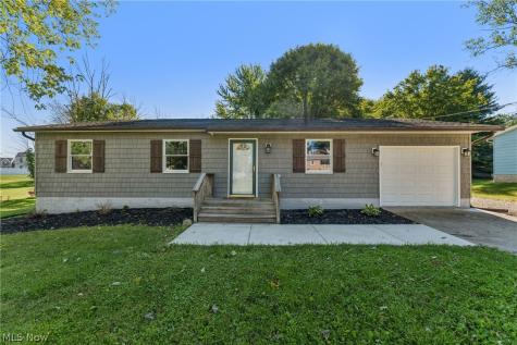 7855 Lake Road Chippewa Lake OH 44215