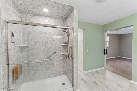 7855 Lake Road Chippewa Lake OH 44215