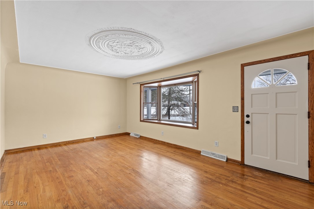 5425 Sheridan Road Youngstown OH 44514