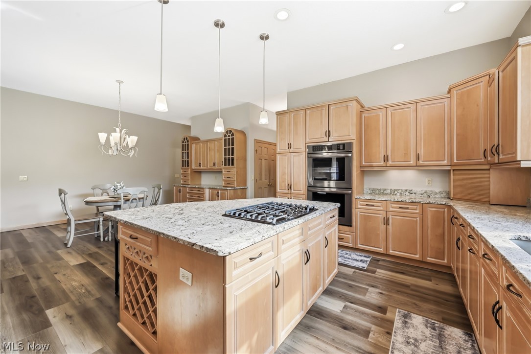 40 White Oak Court Canfield OH 44406