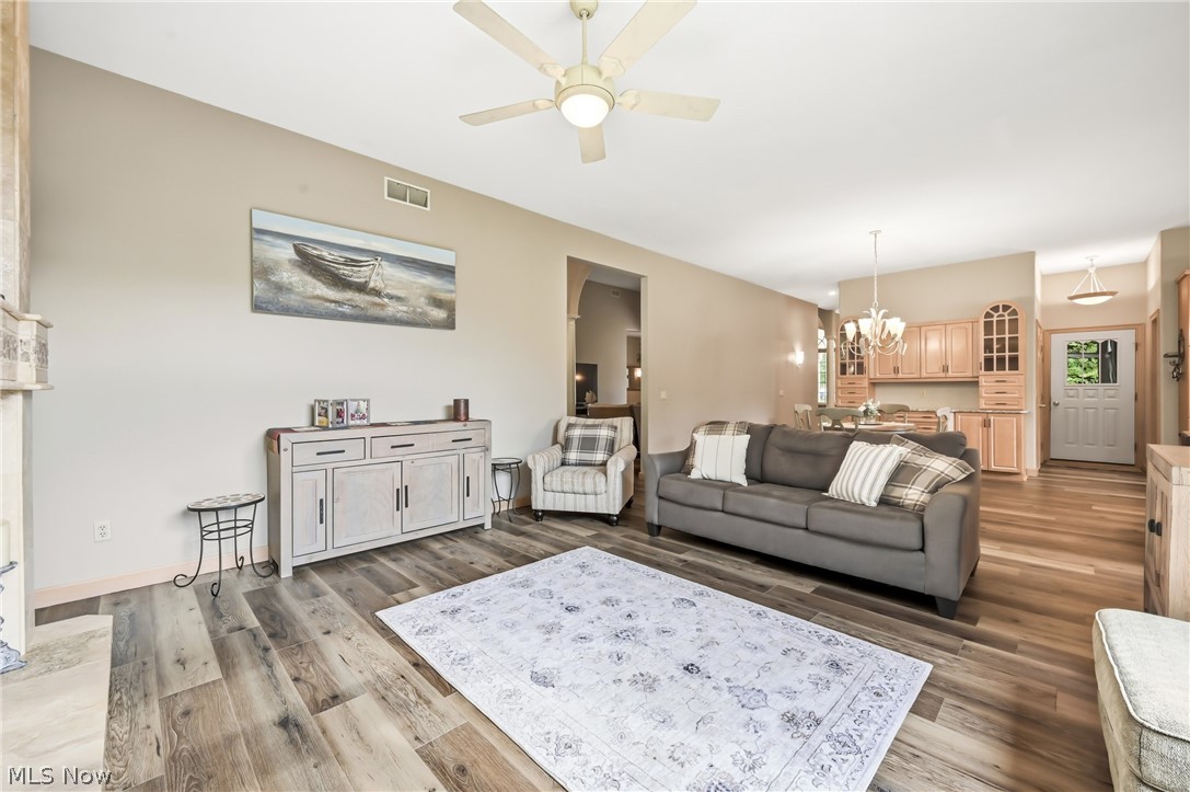 40 White Oak Court Canfield OH 44406