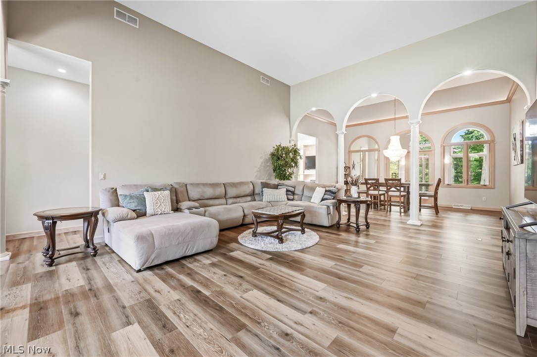 40 White Oak Court Canfield OH 44406