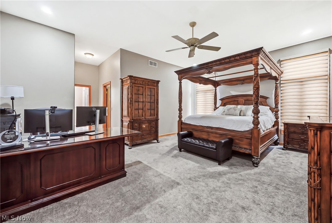 40 White Oak Court Canfield OH 44406