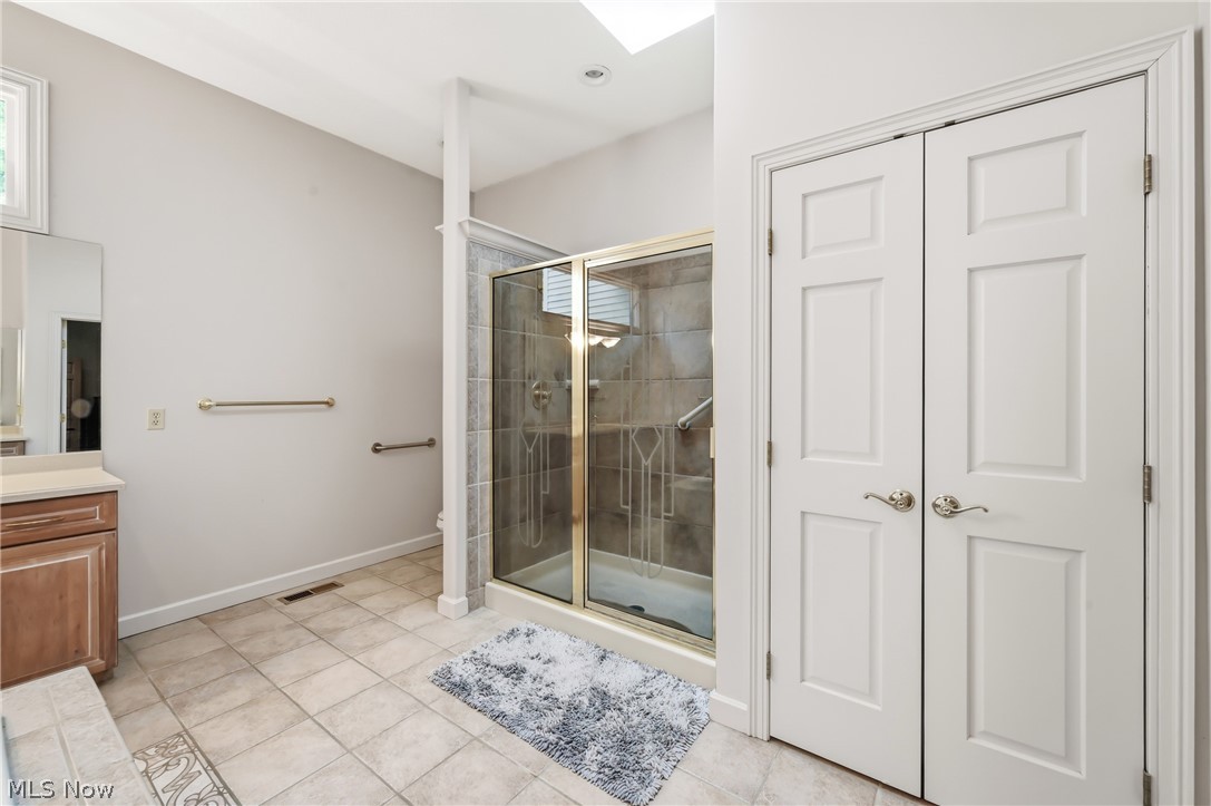 40 White Oak Court Canfield OH 44406
