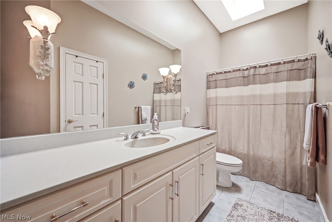 40 White Oak Court Canfield OH 44406
