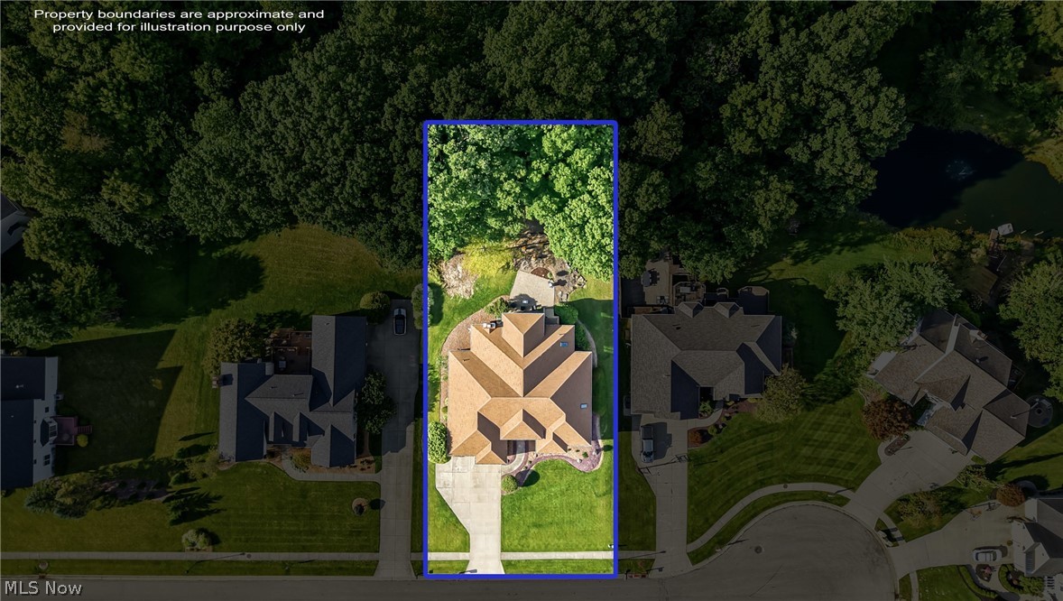 40 White Oak Court Canfield OH 44406