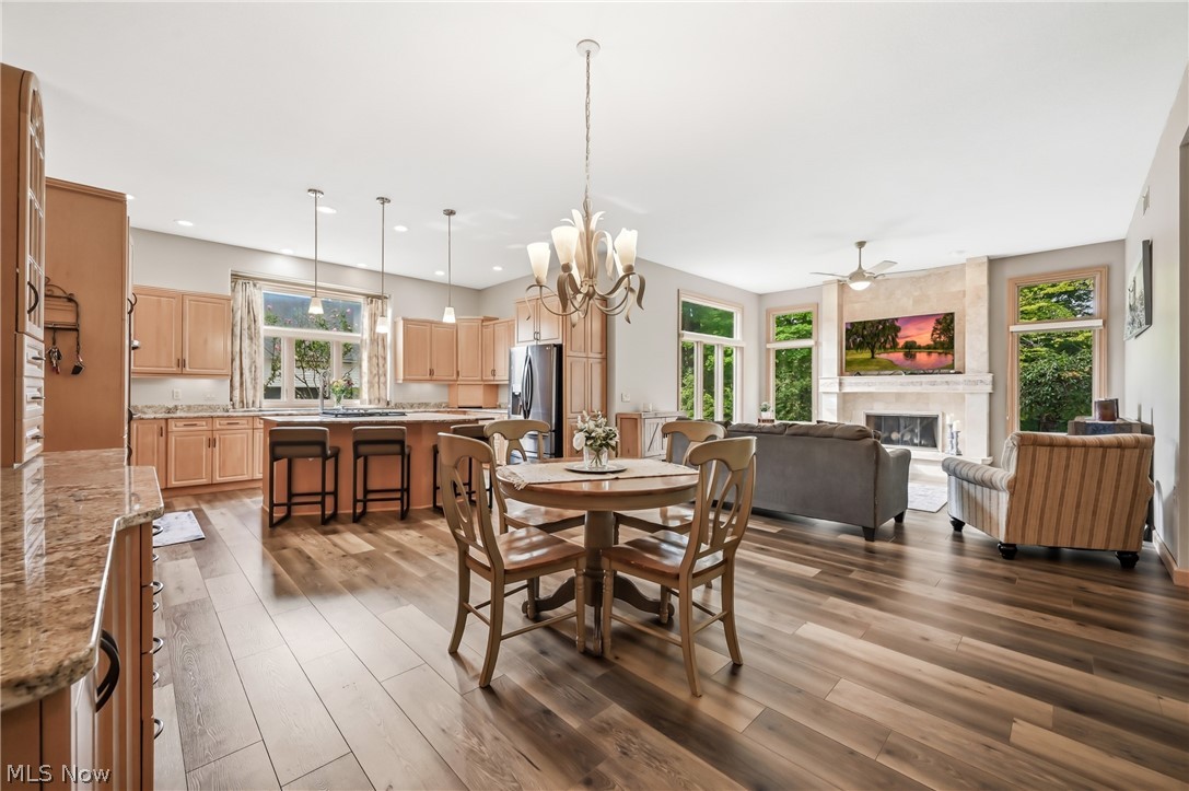 40 White Oak Court Canfield OH 44406