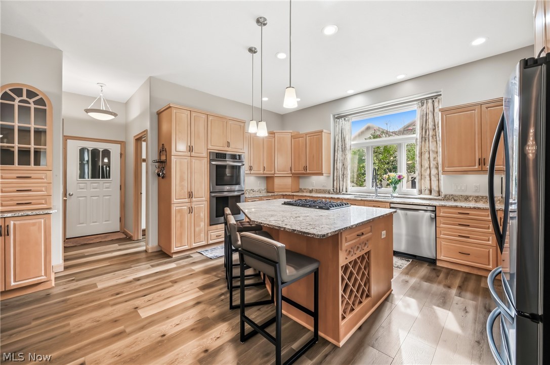 40 White Oak Court Canfield OH 44406