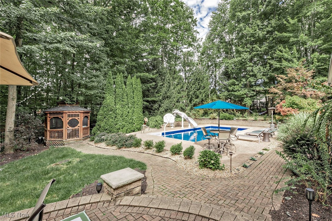 225 Linwood Lane Aurora OH 44202