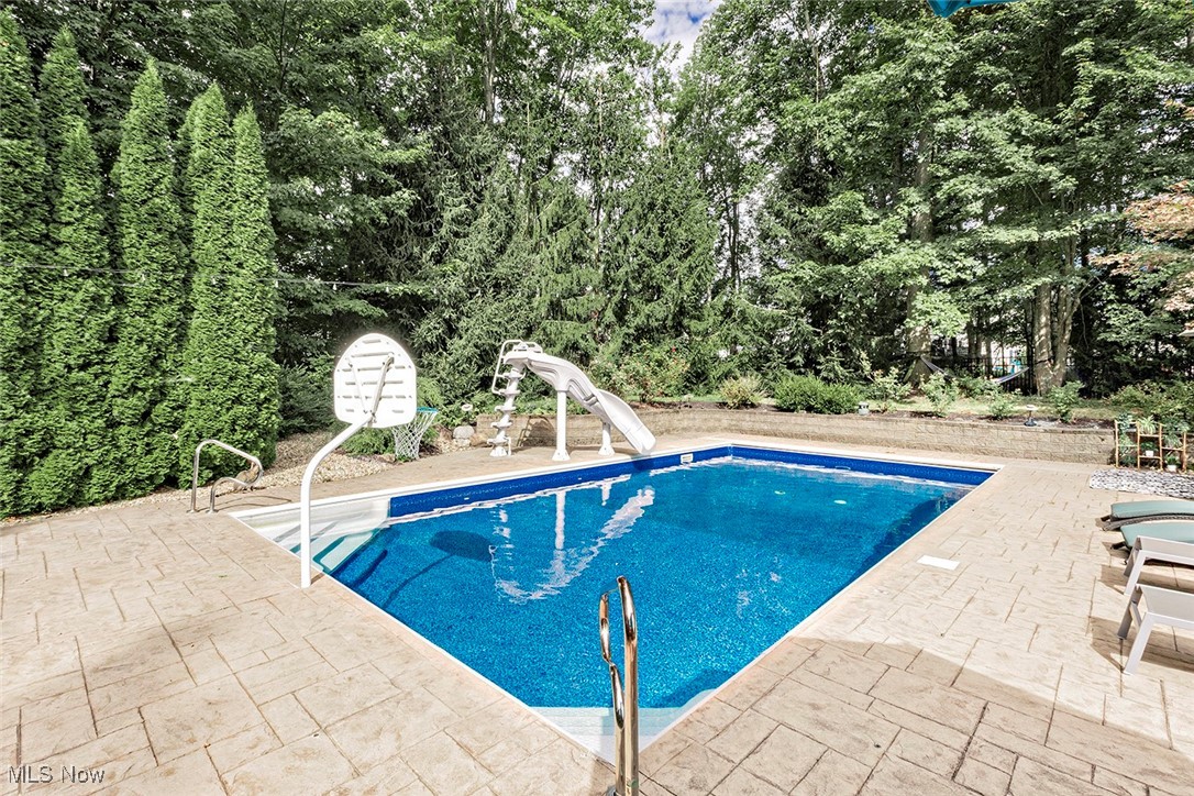 225 Linwood Lane Aurora OH 44202