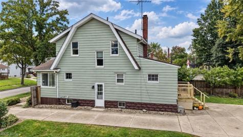 364 Clinton Avenue Akron OH 44301