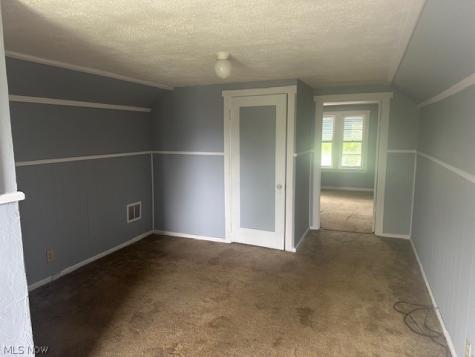 734 Cambridge Avenue Youngstown OH 44502