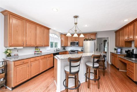 4360 Oakmont Drive Copley OH 44321