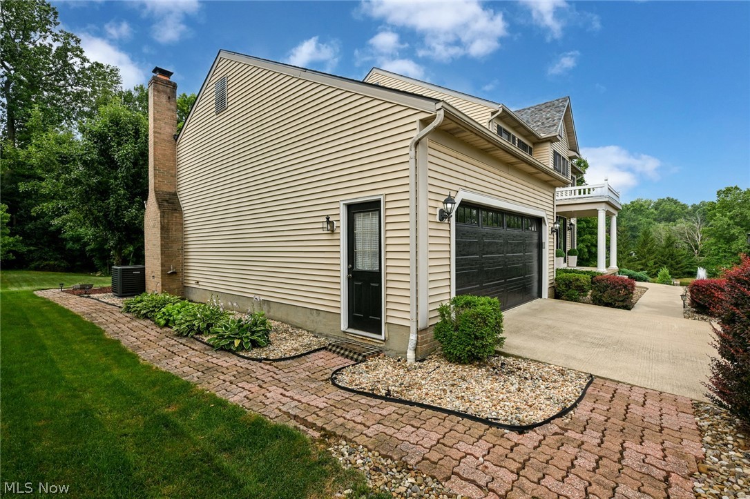 4360 Oakmont Drive Copley OH 44321