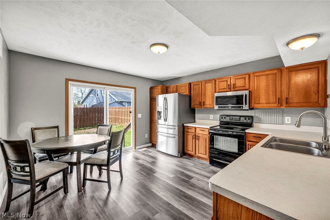 1086 Peach Boulevard Willoughby OH 44094