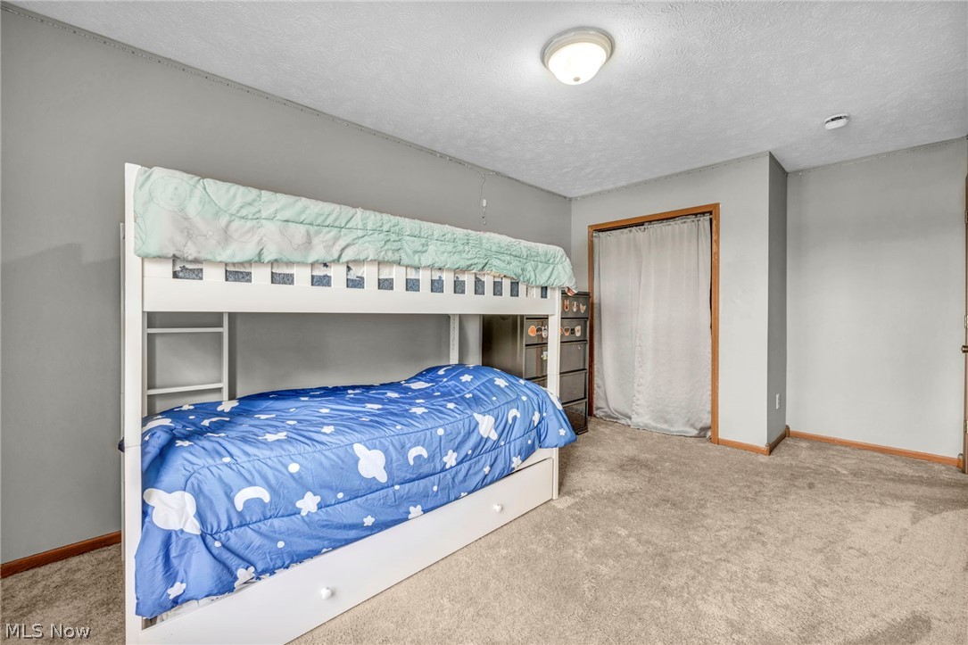 1086 Peach Boulevard Willoughby OH 44094
