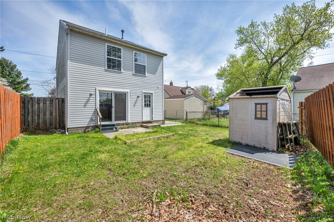 1086 Peach Boulevard Willoughby OH 44094