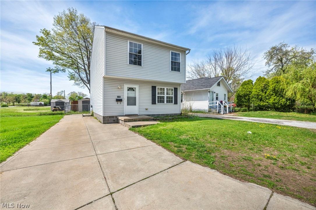 1086 Peach Boulevard Willoughby OH 44094