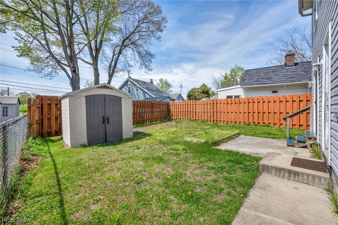 1086 Peach Boulevard Willoughby OH 44094