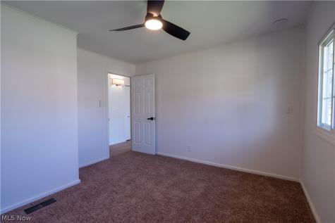 1042 Leighton Avenue Cuyahoga Falls OH 44221