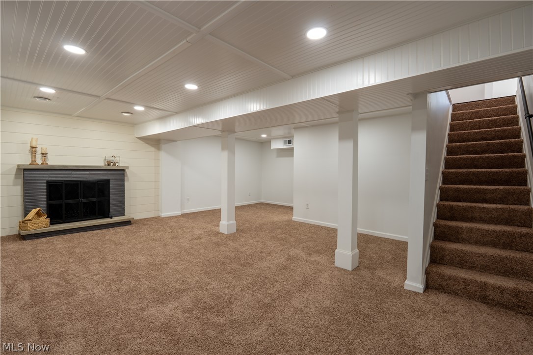 1042 Leighton Avenue Cuyahoga Falls OH 44221
