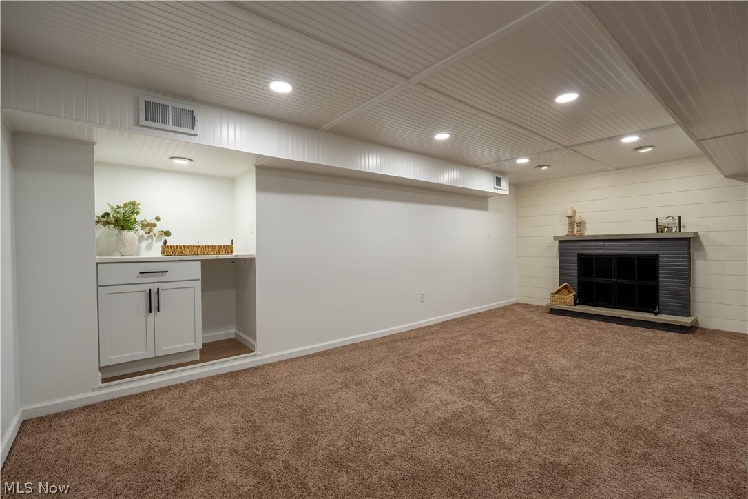 1042 Leighton Avenue Cuyahoga Falls OH 44221