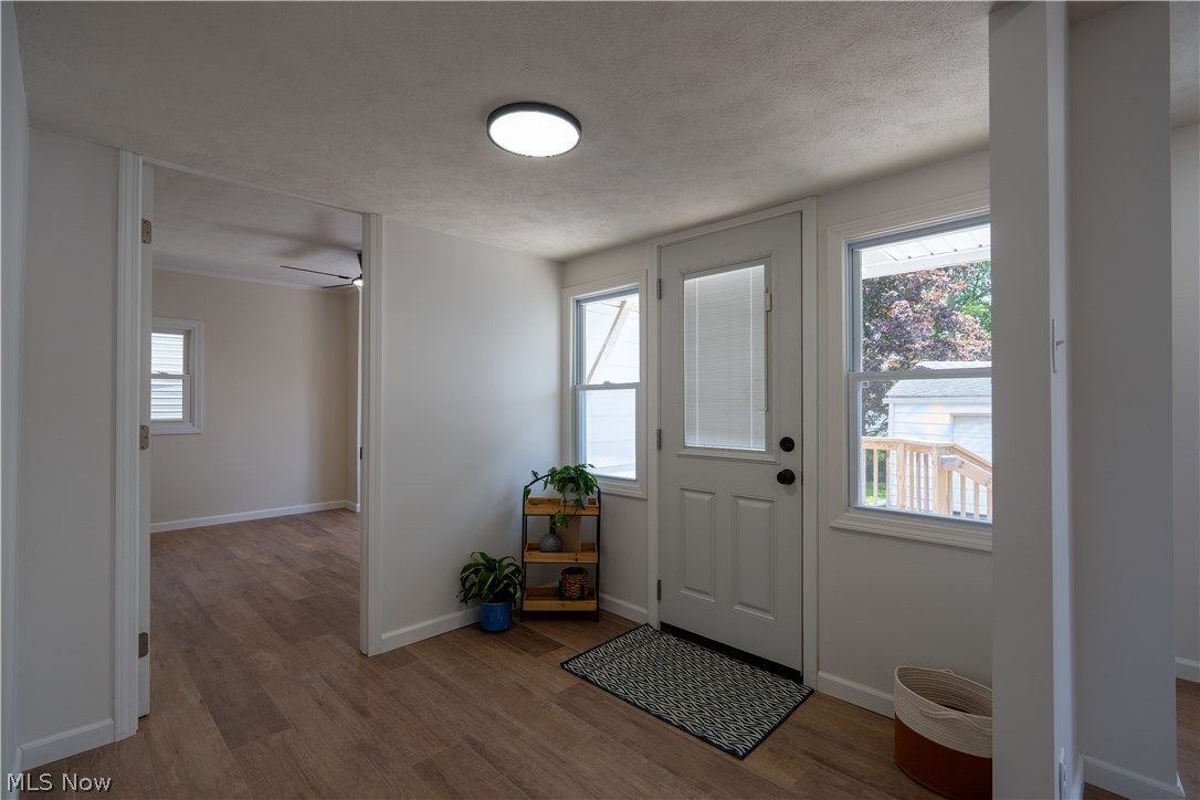 1042 Leighton Avenue Cuyahoga Falls OH 44221