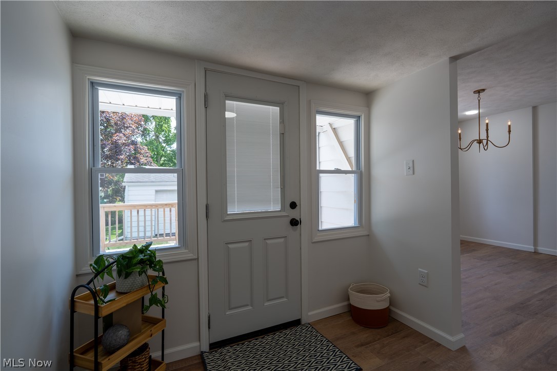 1042 Leighton Avenue Cuyahoga Falls OH 44221
