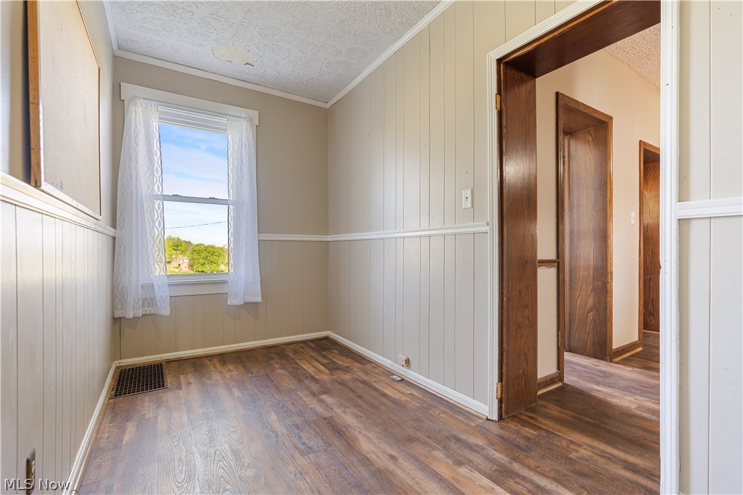 10725 Lisbon Street Louisville OH 44641