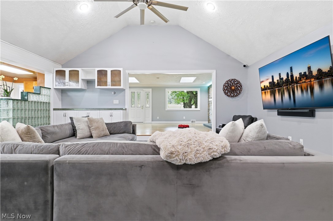 11832 Mapleridge Drive North Royalton OH 44133